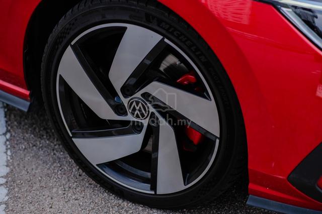 2022 Volkswagen GOLF 2.0 GTI (A) - 4