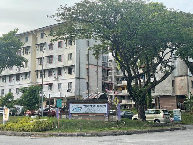 Pangsapuri Teratai @ Taman Bukit Subang 1
