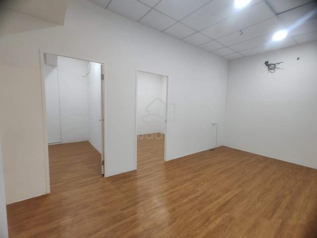 Grand Plaza Putatan Office Lot / Putatan / 2nd floor / Unfurnished 1