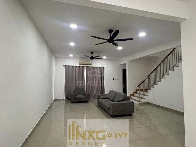 Bersih & Besar Disewa😍2 Sty House Kota Bayuemas Parkland Klang!Rent 1