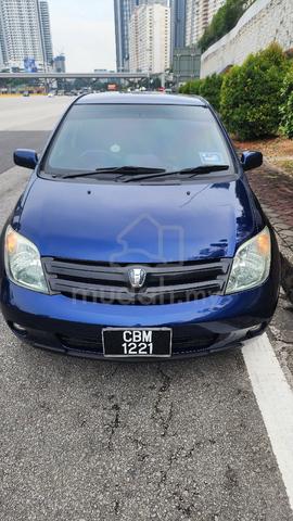2003 Toyota IST 1.5 VVTI (A) - 1