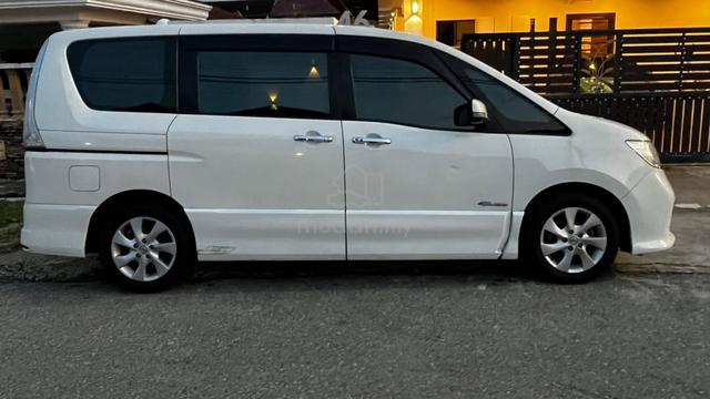 2013 Nissan SERENA 2.0 S-HYBRID HIGHWAY STAR - 5
