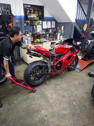Carousel Image
