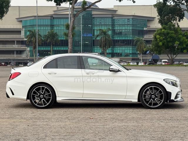 2019 Mercedes Benz C300 2.0 AMG LINE (CKD) (A) - 4