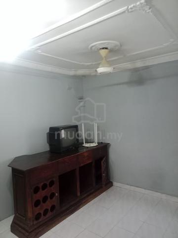 Kondo Rakyat 1