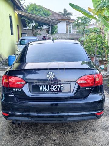 2015 Volkswagen JETTA 1.4 TSI (CKD) (A) - 4