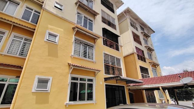 E-Mas Villa 1