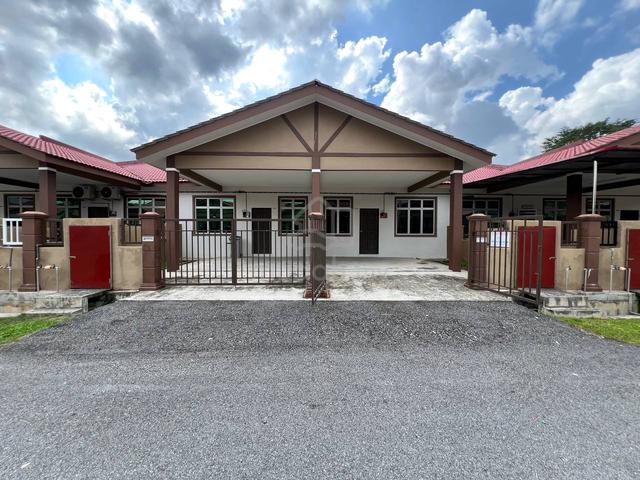 New House ! Teres setingkat Freehold Non Bumi Taman Hajah Yon Jasin 1