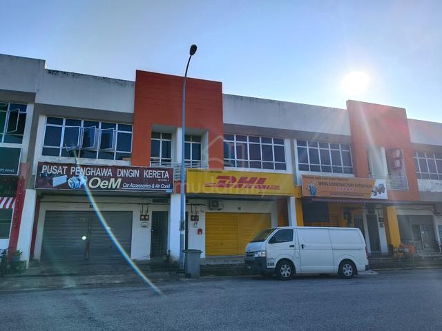 Senawang Shop Lot (Facing Main Road) for Rent 1