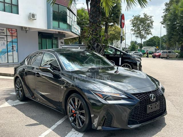 2023 Lexus IS 300 2.0 F Sport SROF 4CAM 33K KM - 1