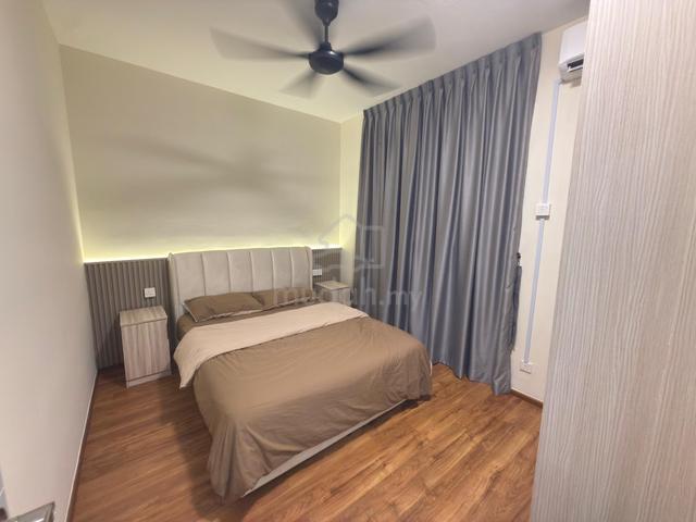 Admiral Residences 1