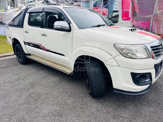 2015 Toyota HILUX 2.5 G TRD SPORTIVO MY14 KUN25R - 2