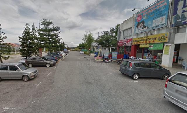 Facing Mainroad 2Storey Shop 2lot together D Alpinia Sierra16 Puchong 1