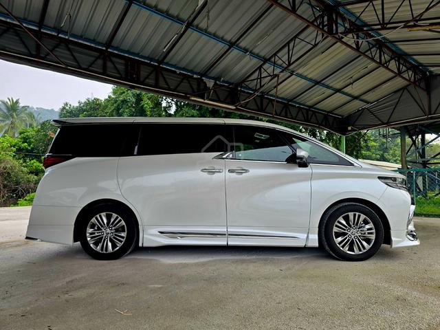 GRADE 5A 2023 Toyota ALPHARD 2.5 Z MILEAGE 20K KM - 5