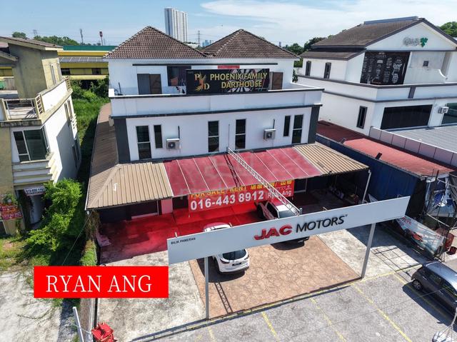 2.5 Storey Adjoining Shoplot For Rent @ Star Avenue 1