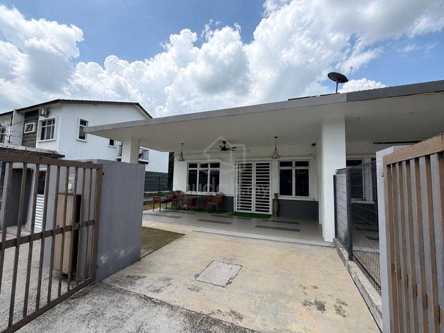 Single Storey Endlot Terrace House Jalan Kebun Seksyen 30 Shah Alam 1