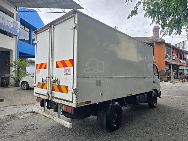 2012 Hino WU302R 4.0 13Kaki (M) Green Engine - photo 4 of 6