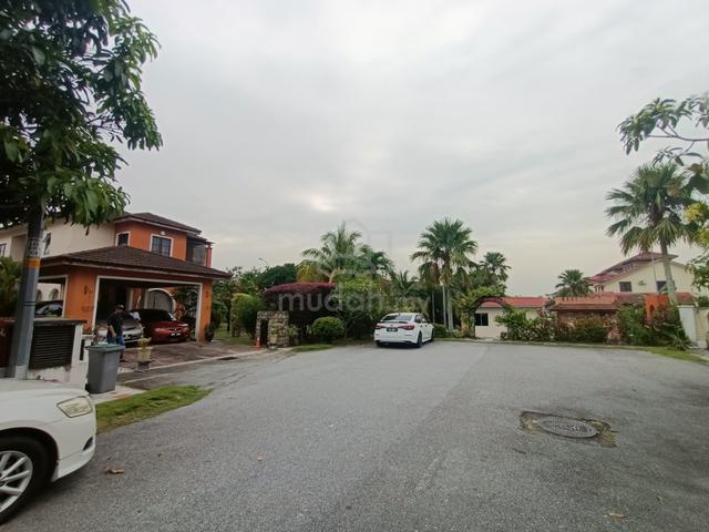 Marrakech Kota Seriemas Nilai Corner Lot 2 Storey Semi D Guarded 5room 1