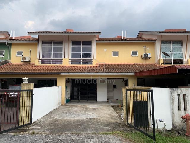 [Facing Main Road] 2 Storey House Taman Desa Mas, Country Homes Rawang 1