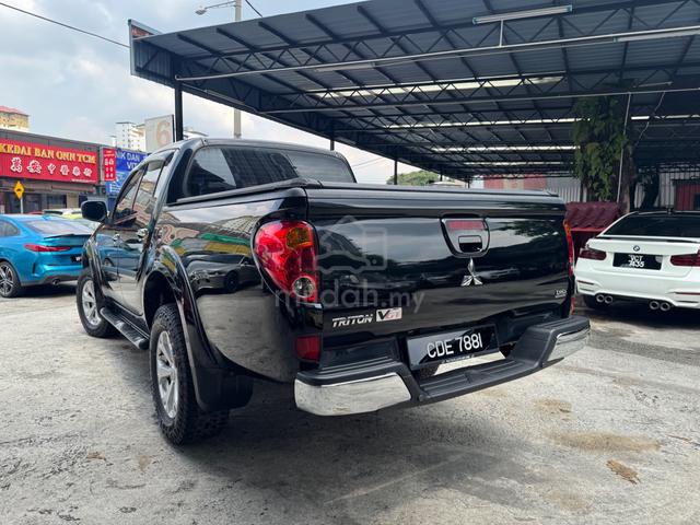 Mitsubishi TRITON 2.5 VGT (A) Reg 13 4x4 Turbo - 2