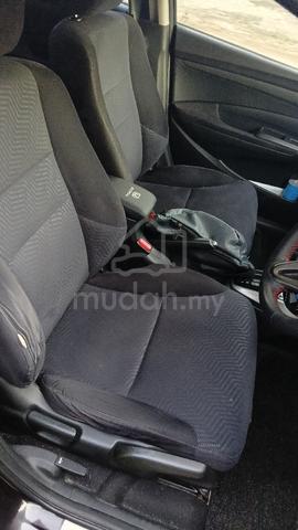2012 Honda CITY 1.5 E (A) - 5