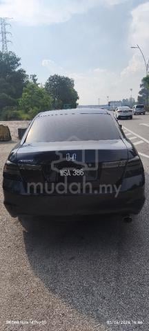Honda Accord 2.0 - 5