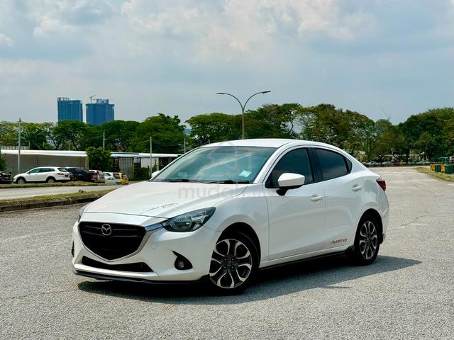 2015 1 OWNER Mazda 2 SEDAN SKYACTIV (A) 3 YR WRTY - 4