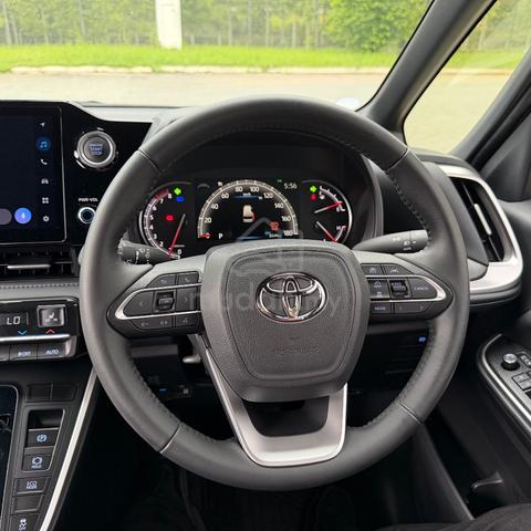 2023 Toyota VOXY 2.0 S-Z (A) - 5