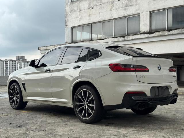 2021 BMW X4 2.0 M Sport Driving Assist Pack SUV - 3