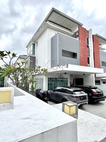 4579sqft 3Storey Semi-D House in Nadayu 92 (2nd phase), Kajang 2 1