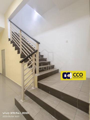 Station 18 Pengkalan Tiara Double Storey Terrace House 4