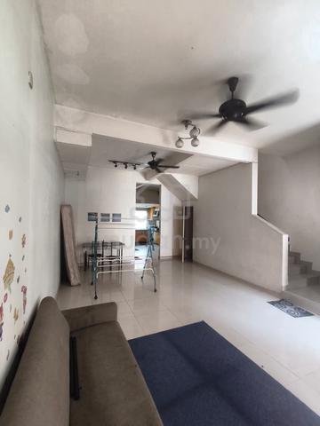 Lake Vista @ Taman Tasik Prima Puchong Below Market 150k Gated Guarded 1