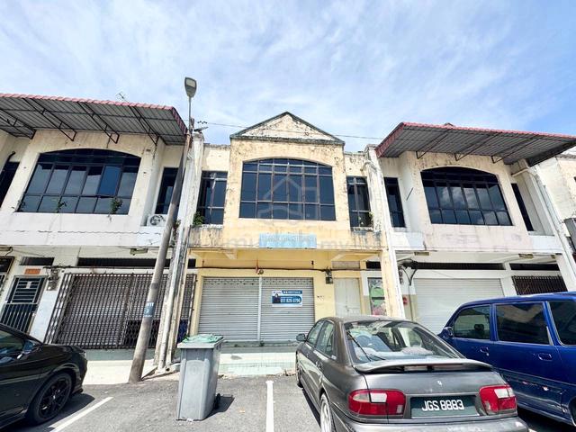 Kedai sewa 2 tingkat Taman Megah, Pontian 1