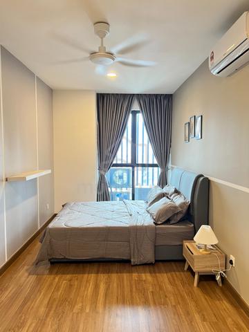 Master Bedroom with Toilet (Female Unit) 1