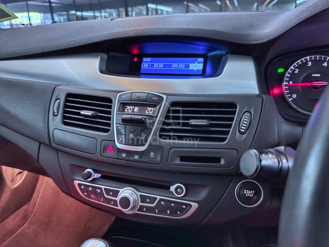 2010 Renault LAGUNA 2.0 COUPE (A) - 5