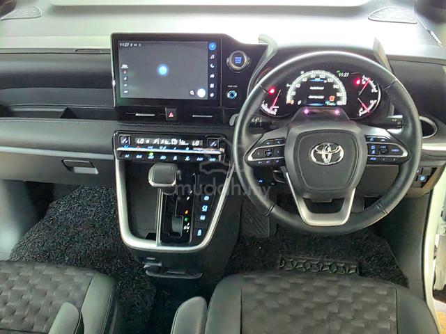 2023 Toyota VOXY 2.0 S-Z (A) - 5