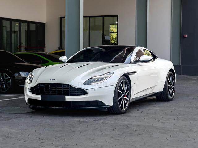 2017 Aston Martin DB11 Launch Edition 5.2 V12 (A) - 1