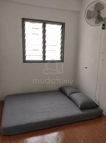 Small Bedroom 1