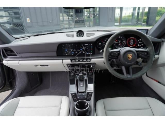 2022 Porsche 911 3.0 CARRERA GTS (A) - 2