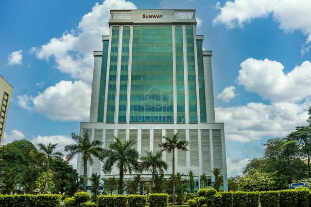 Professional office space for 5 persons in Regus Wisma Sunway 1