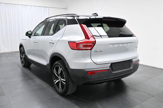 2021 Volvo XC40 2.0 T5 R MIL-36K FULL-SERVICE - 4
