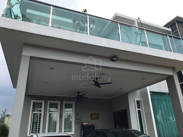 Bungalow in Subang Jaya | Peaceful & Guarded Neighbourhood 1