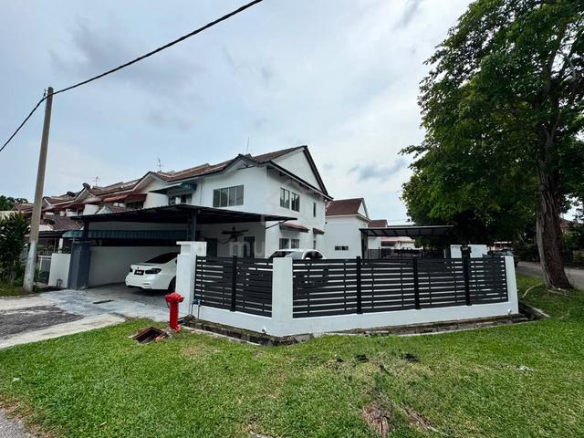 Rumah Teres Corner Lot 1