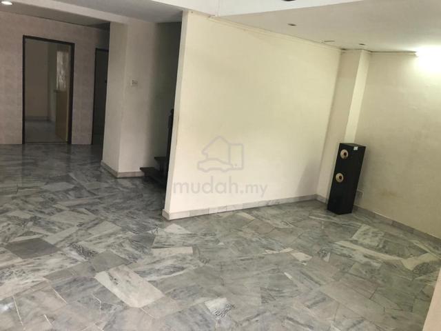 Below Market Double Storey House Usj 1, Taman Subang Permai, Subang Ja 1