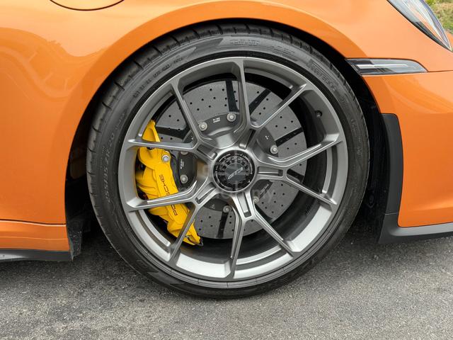 2023 Porsche 911 GT3 992 4.0 PDK PCCB Bucket Seat - 4