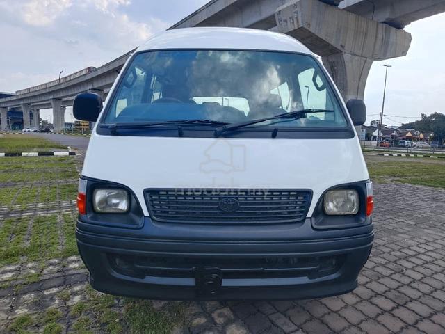 2005 Toyota HIACE 3.0 (M) Window Van - 2