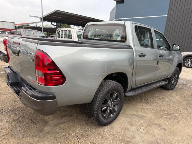 FULL LOAN PROMOSI HEBAT TOYOTA HILUX 2.4 E Auto - 2