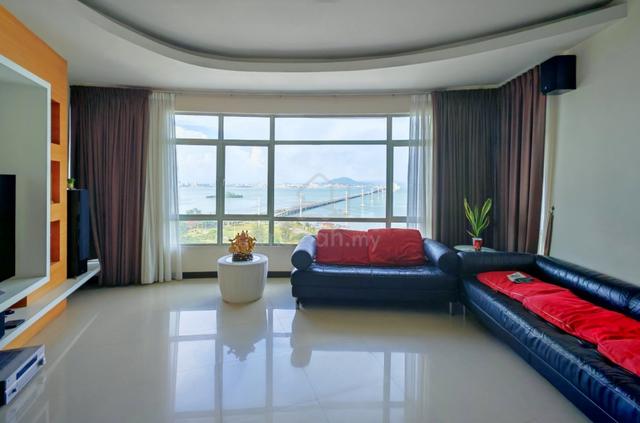 The View Condominium (Twin Towers) 1