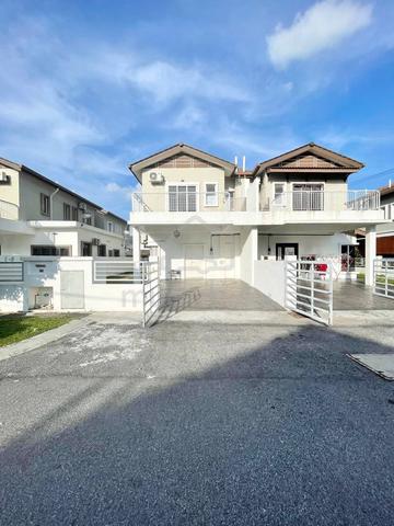 RENOVATED SEMI D Taman Desiran Bayu Puchong 1