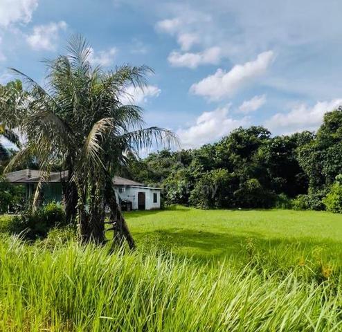 Rumah beserta tanah 1 ekar kota tinggi kg temenin 3